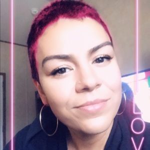 Meet your Posher, Tania